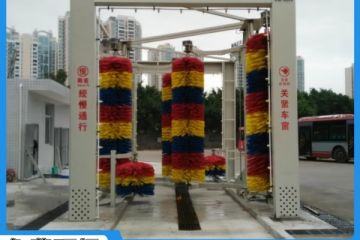 公交大巴車(chē)全自動(dòng)洗車(chē)機價(jià)錢(qián)怎么樣[隆茂鑫晟]